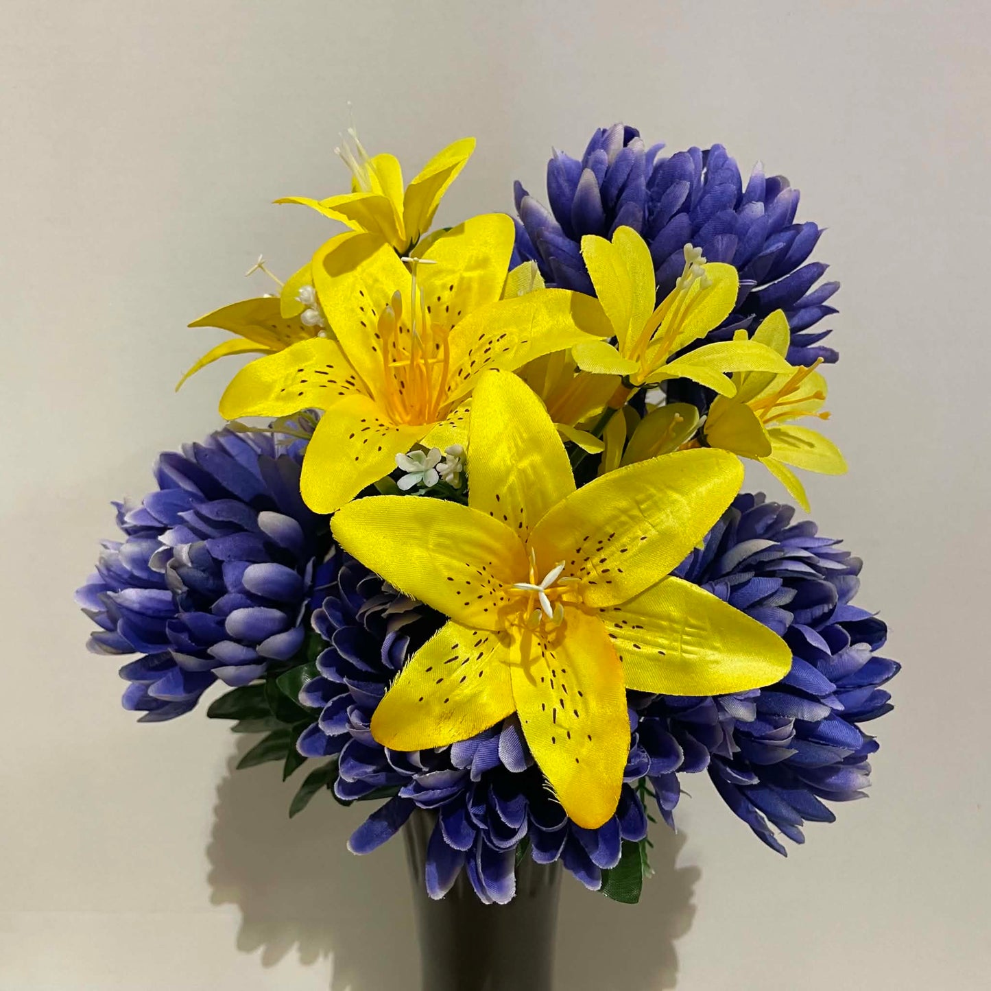 65902-YL/PUR - Mum and Lily Mixed Bush
