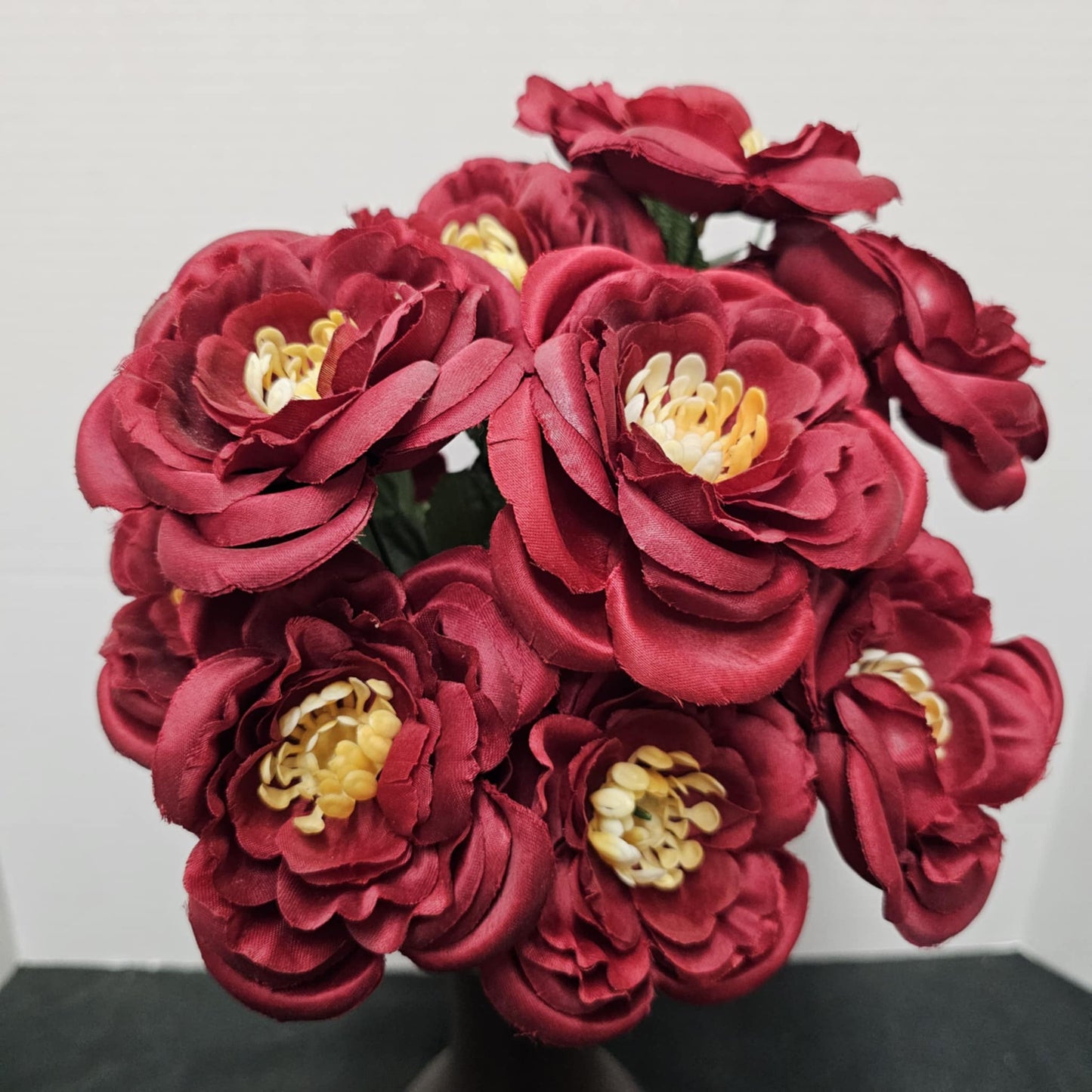 Ranunculus Bush - 80372- BURGUNDY