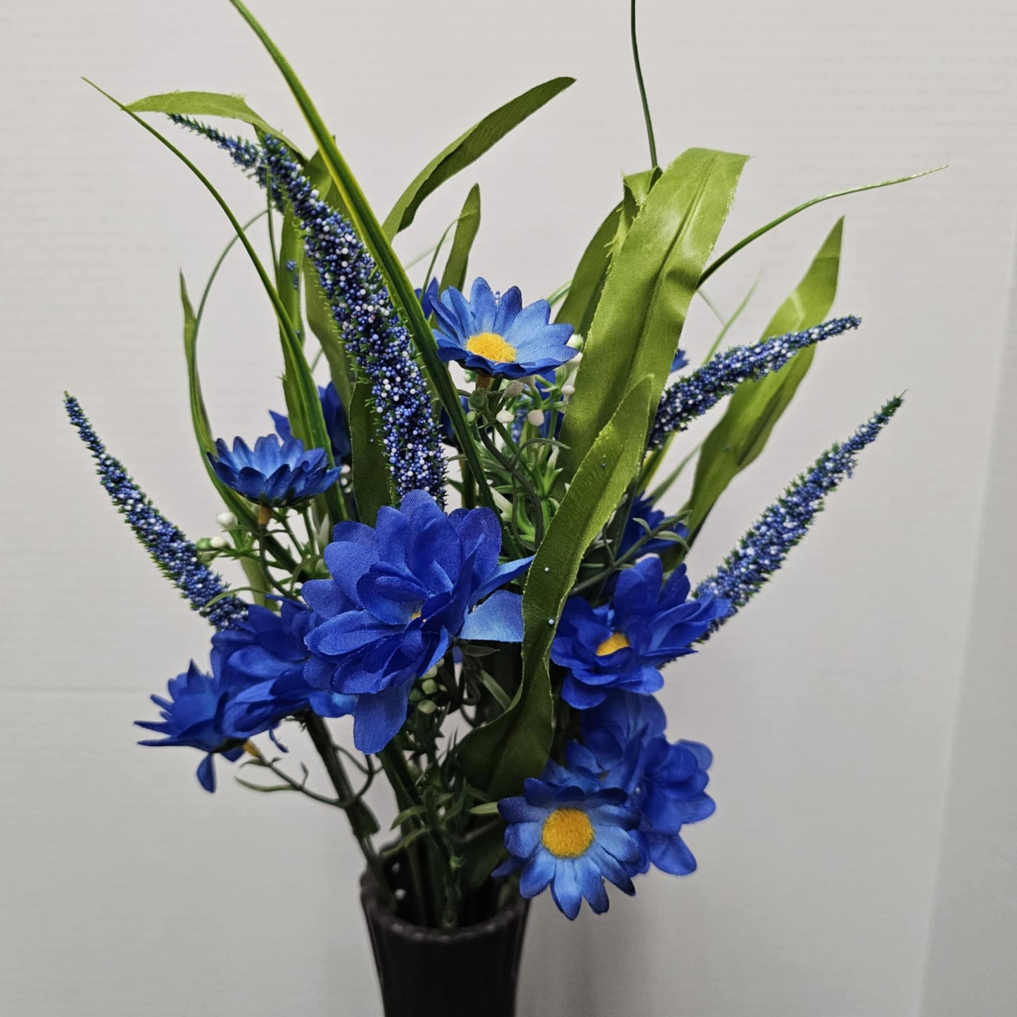 30632 BL - 18" Daisy Astilbe Bush