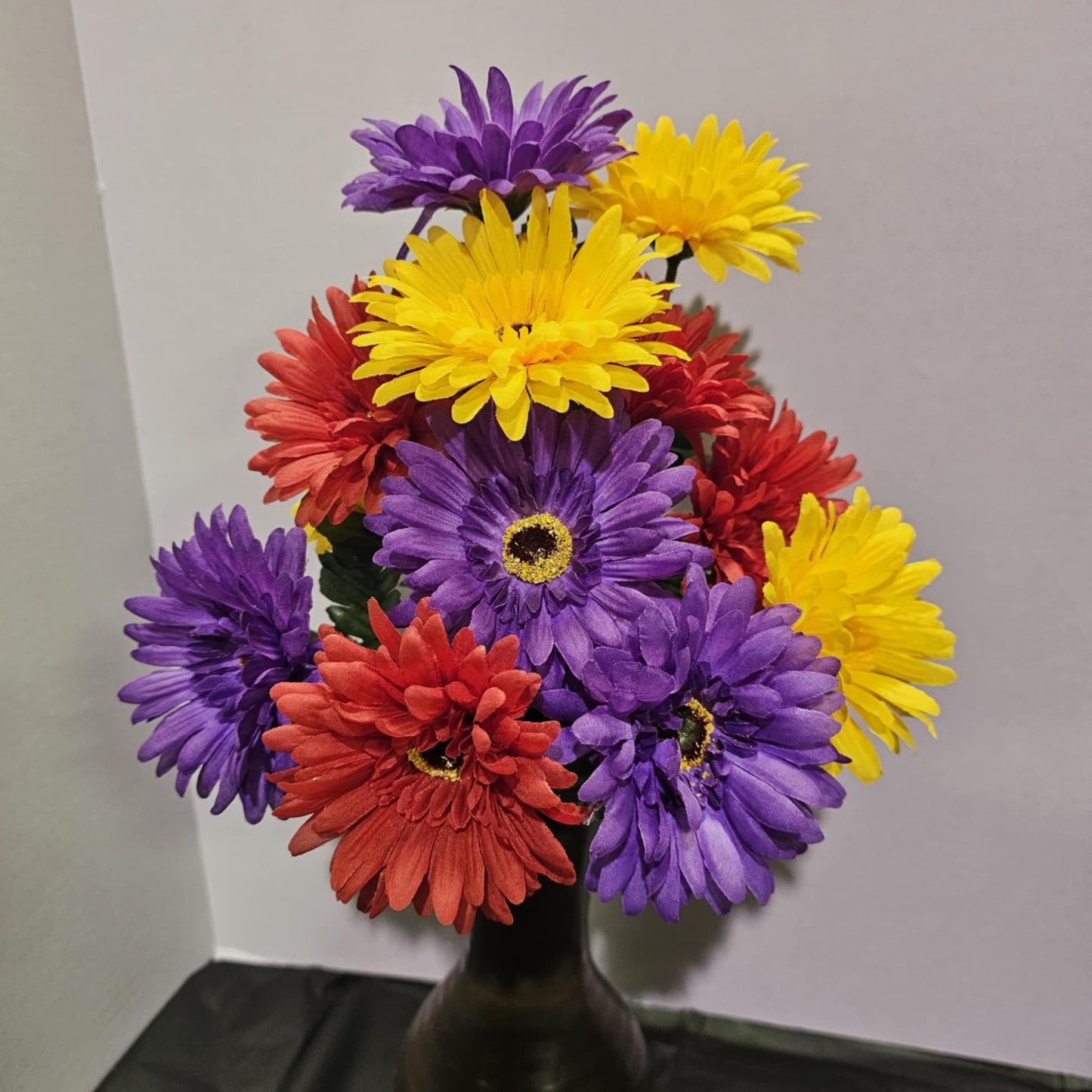 18" Gerber Daisy Multicolor Bush - 30550-PUYWRD
