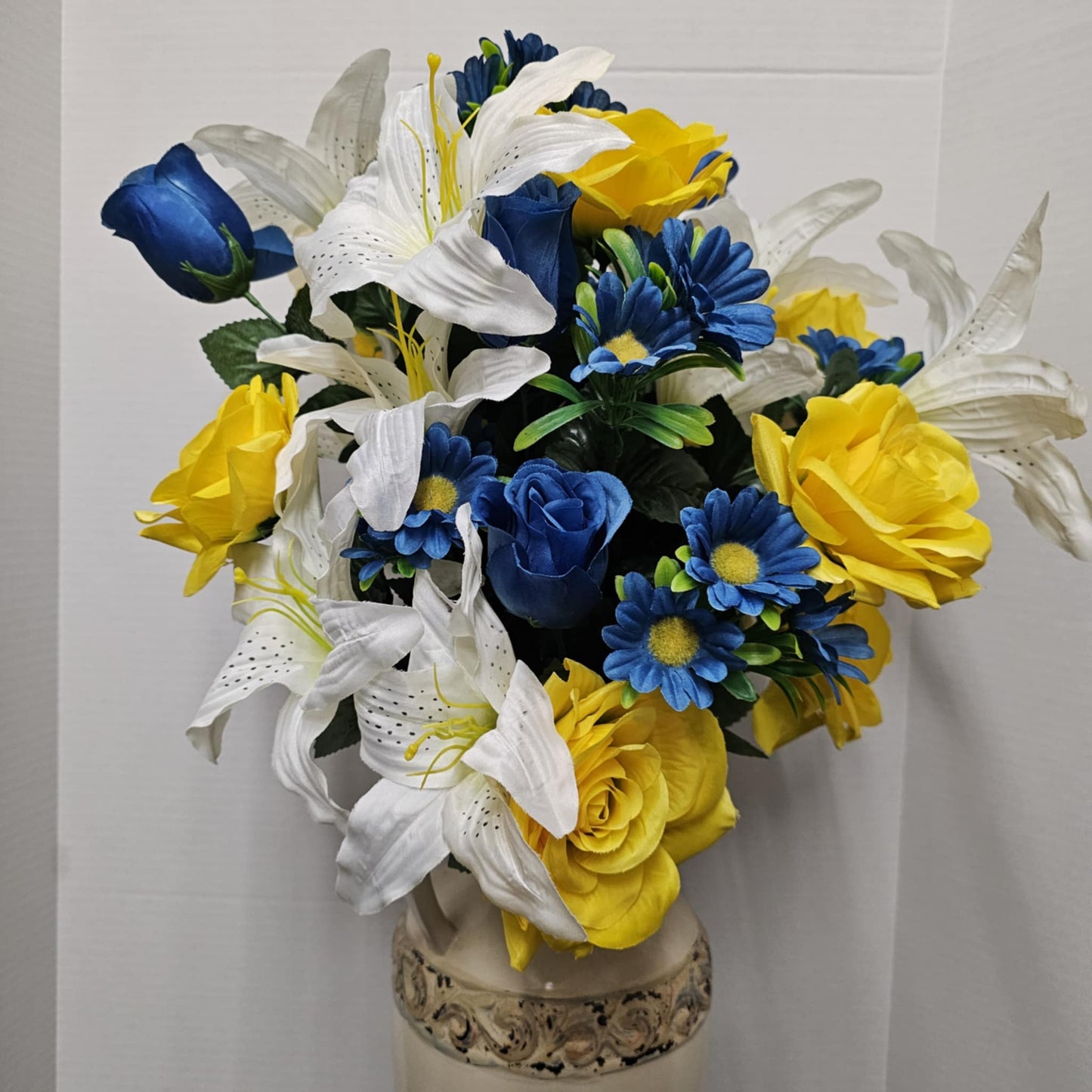 80359-YELBLCM - 28" Lilium Rose Bush