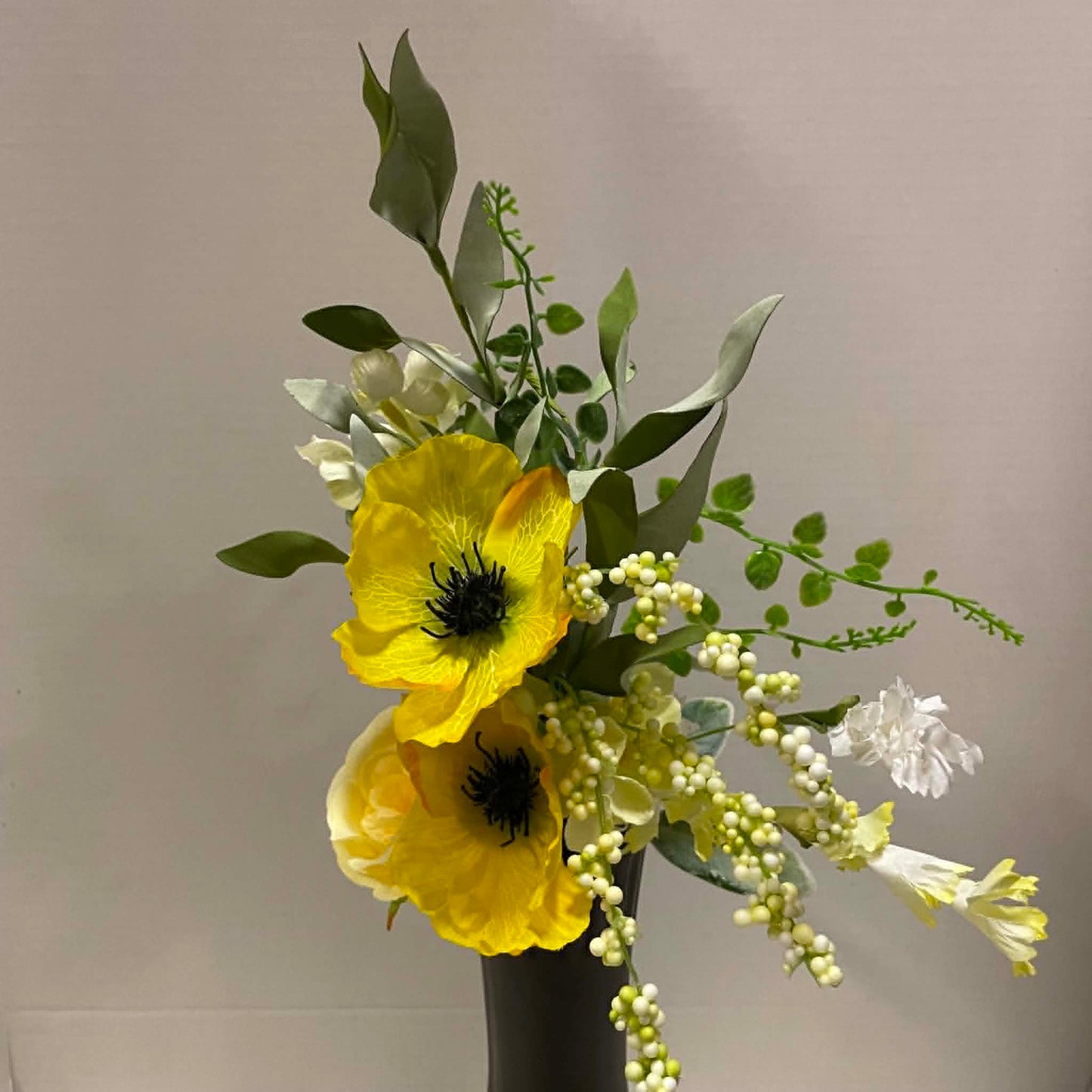 64992 - 18" Mixed Rose/Poppy Bush