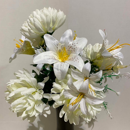 65901-CRM - Mum and Lily Mixed Bush