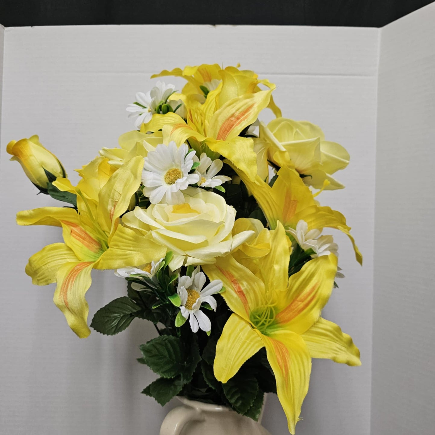 28" Lilium Rose Bush