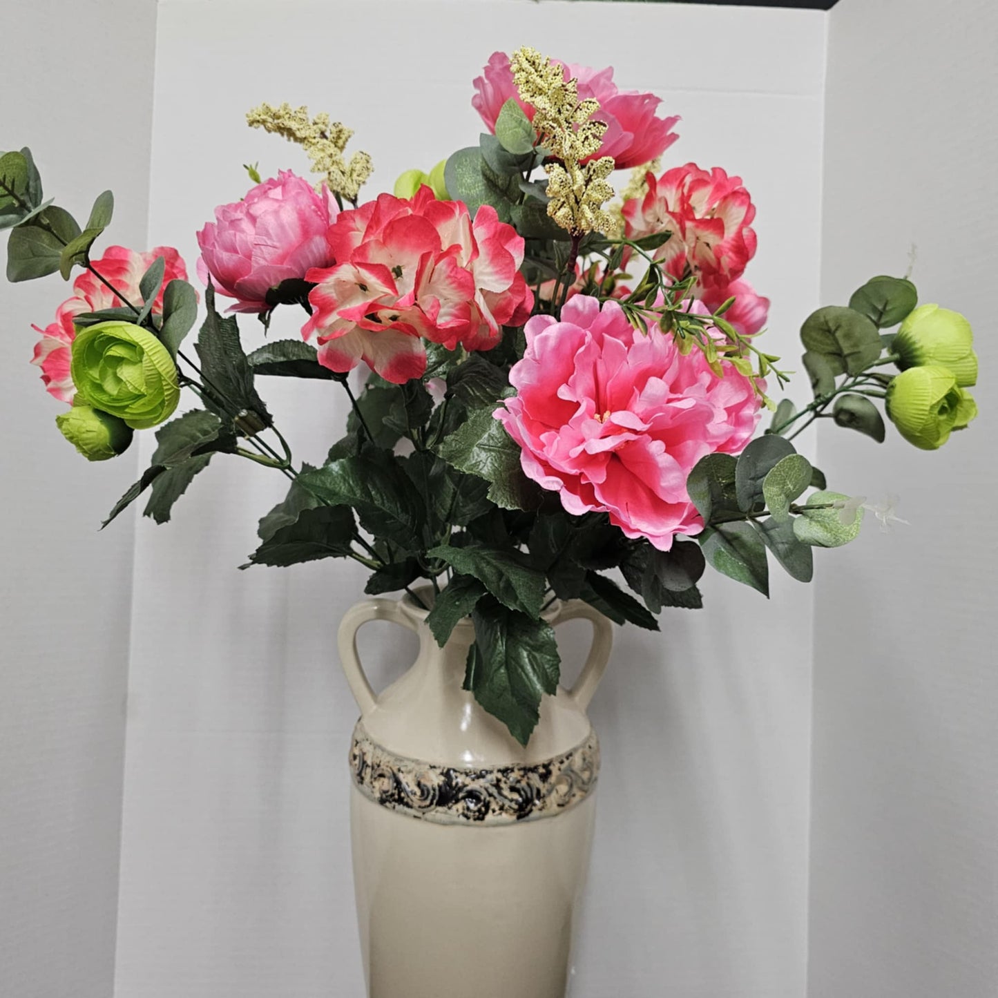 26" Peony Rananculus