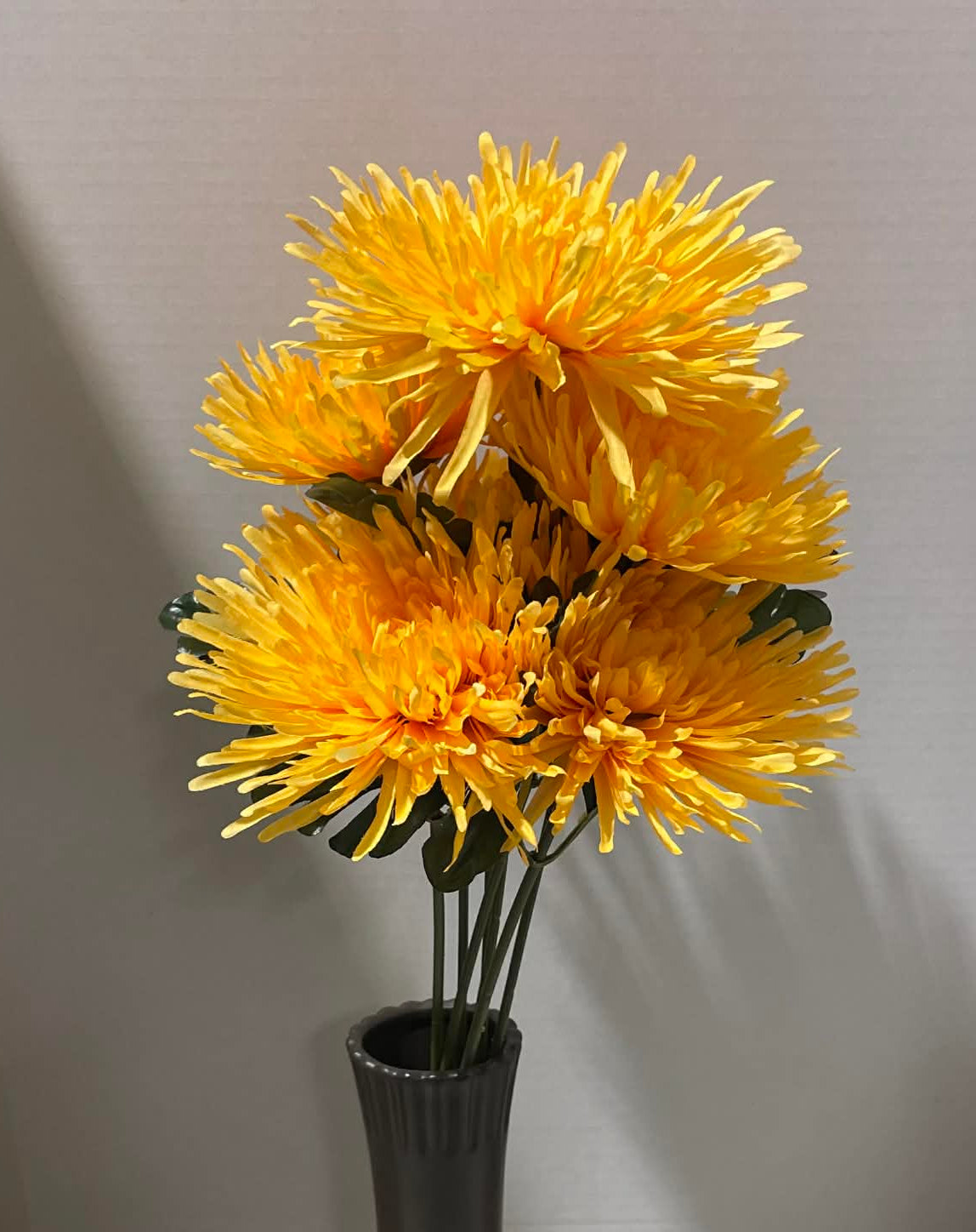 172095GOLD - 24" Fuji Mum Bush