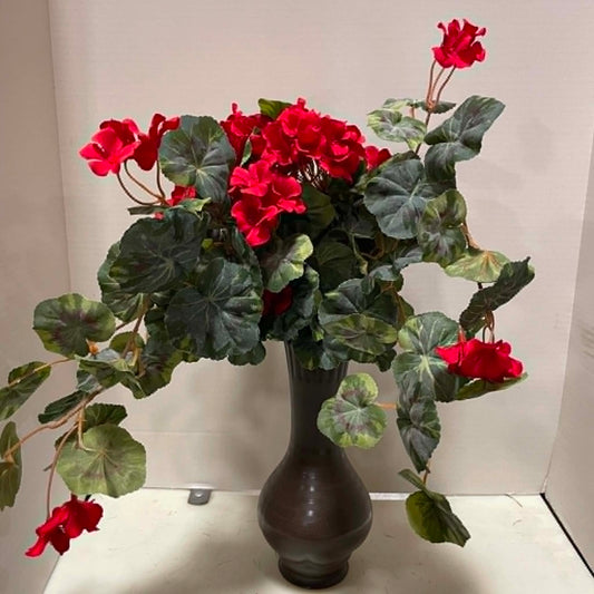 30629RD - 21" Geranium Hanging Bush