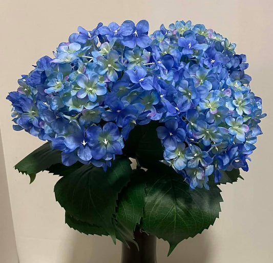 30334BL - 19" Hydrangea Bush