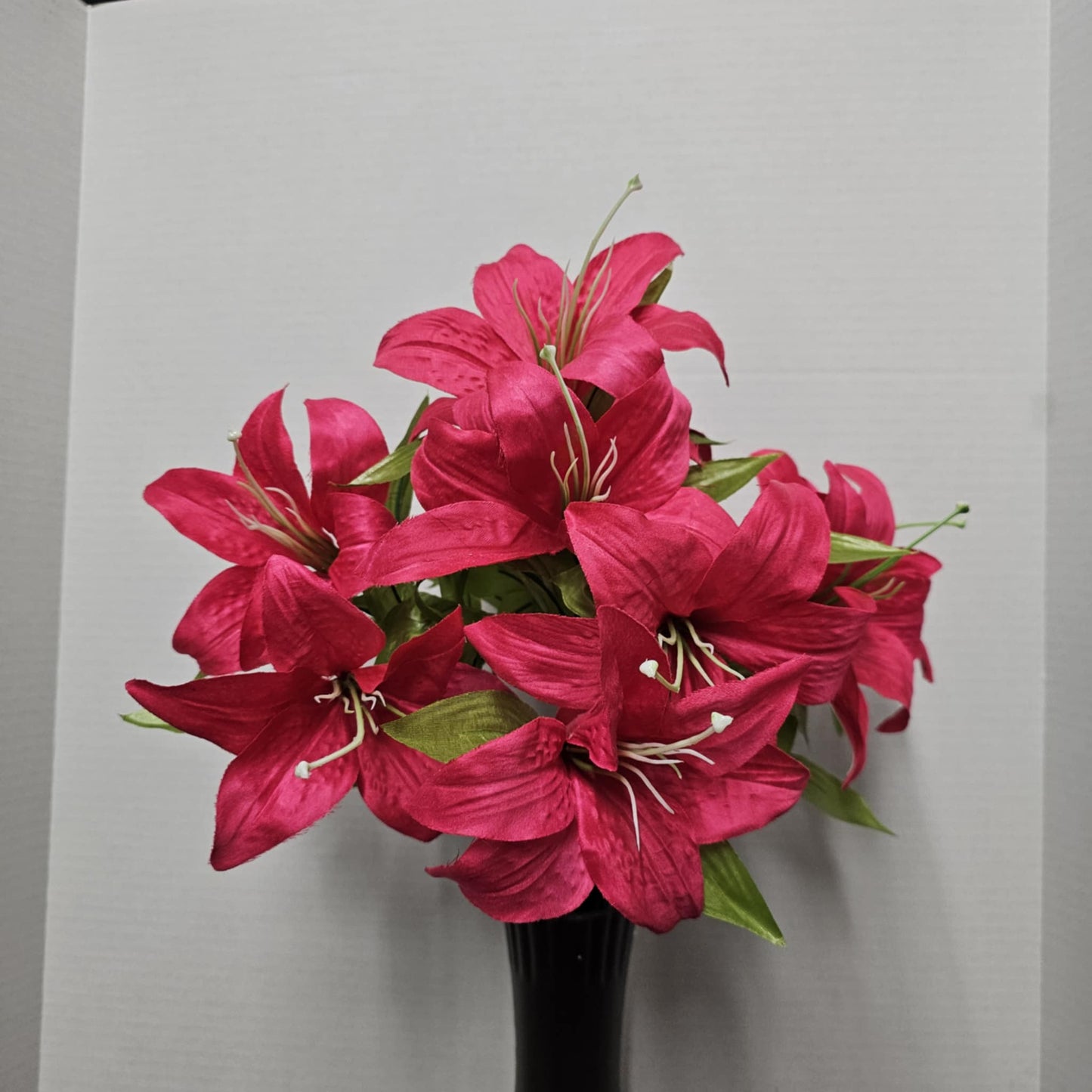 19" Tiger Lily Bush