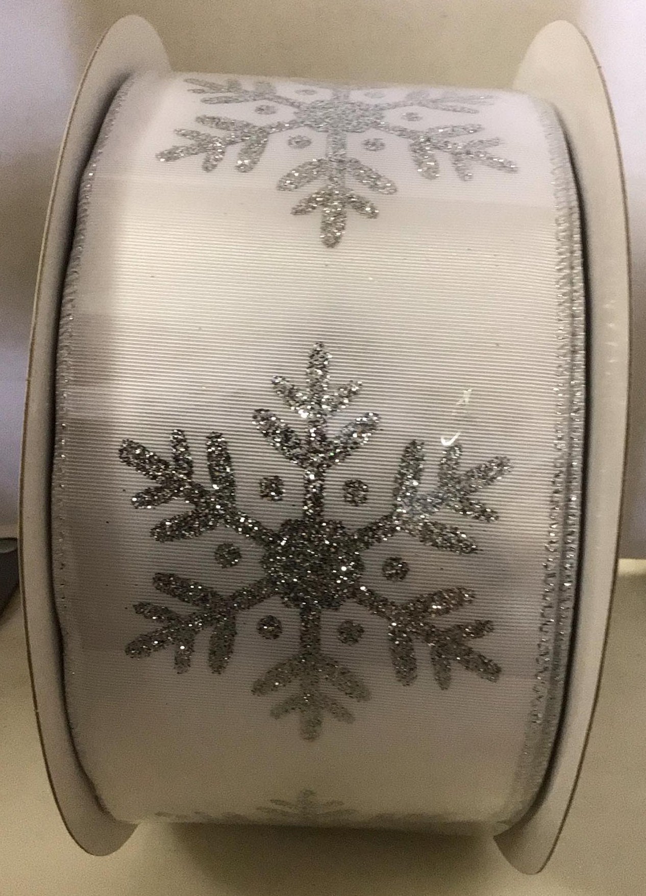 871-04-547 - #100 White with Silver Snowflake Ribbon