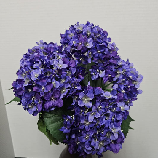 30334PU - 19" Hydrangea Bush