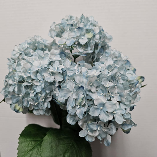 30334LTBL - 19" Hydrangea Bush