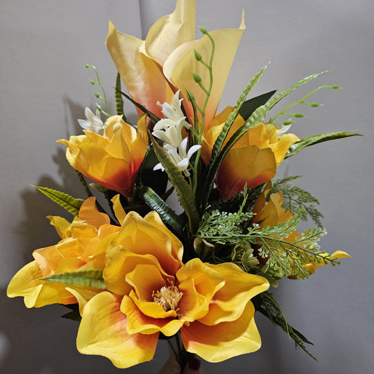 172099-ORANGE/YELLOW - Magnolia & Calla Lily Mix