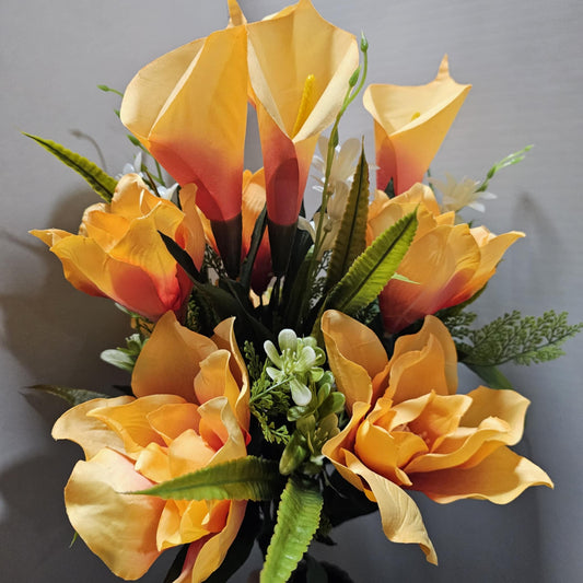 172099-ORANGE - Magnolia & Calla Lily Mix