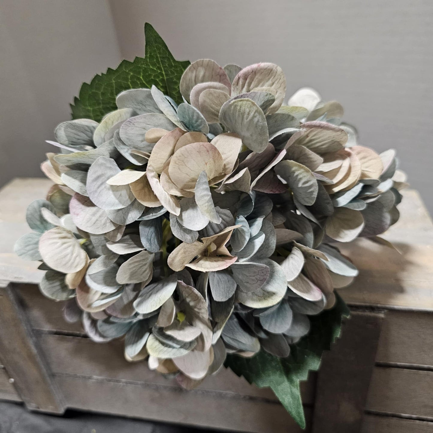 18" Hydrangea Stem