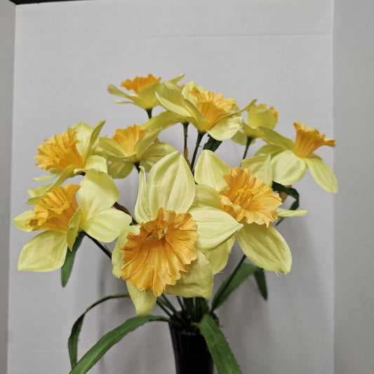 21" Daffodil Bush Kit
