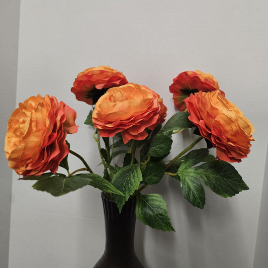 19" Ranunculus Bush