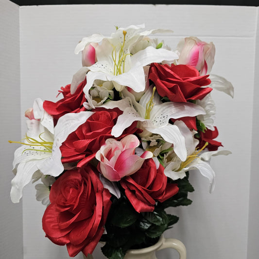 28" Lilium Rose Bush