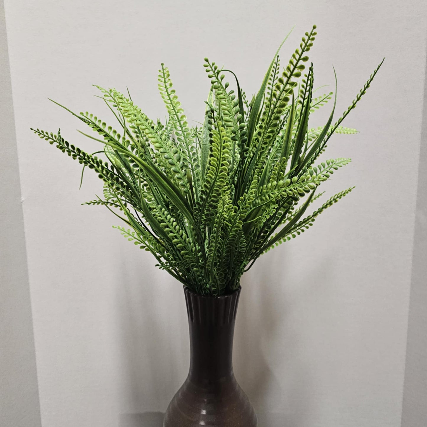 21" Plastic Button Fern