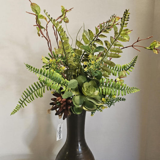 18" Mixed Succulent Bush