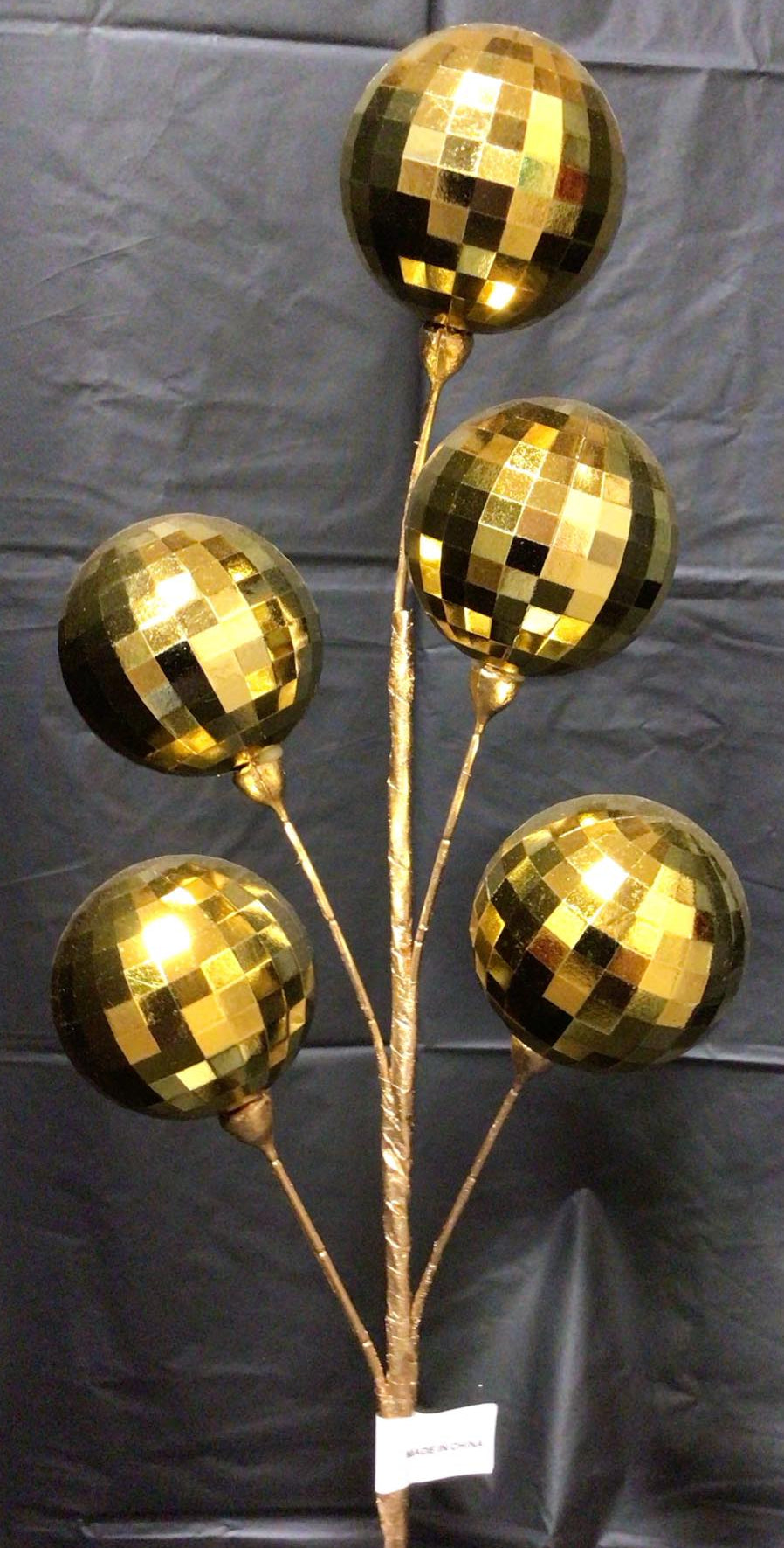 131907GD - 24" Ball Spray - Gold