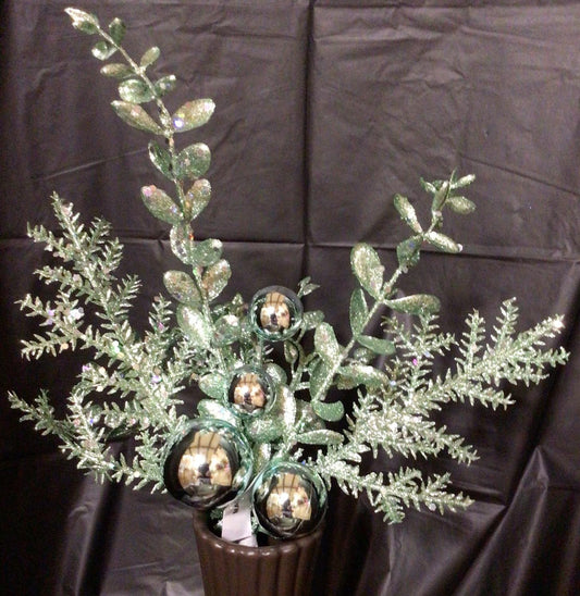 143132MT - 18" Glitter Ball & Berry Spray - Mint